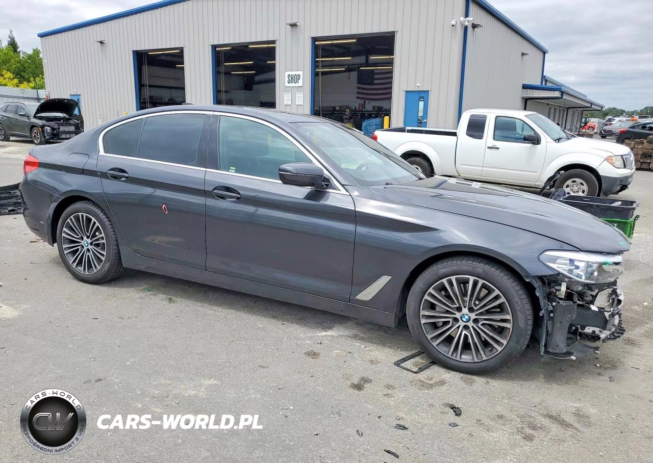 2019 BMW 530 I VIN:WBAJA5C58KBX46819 - 4