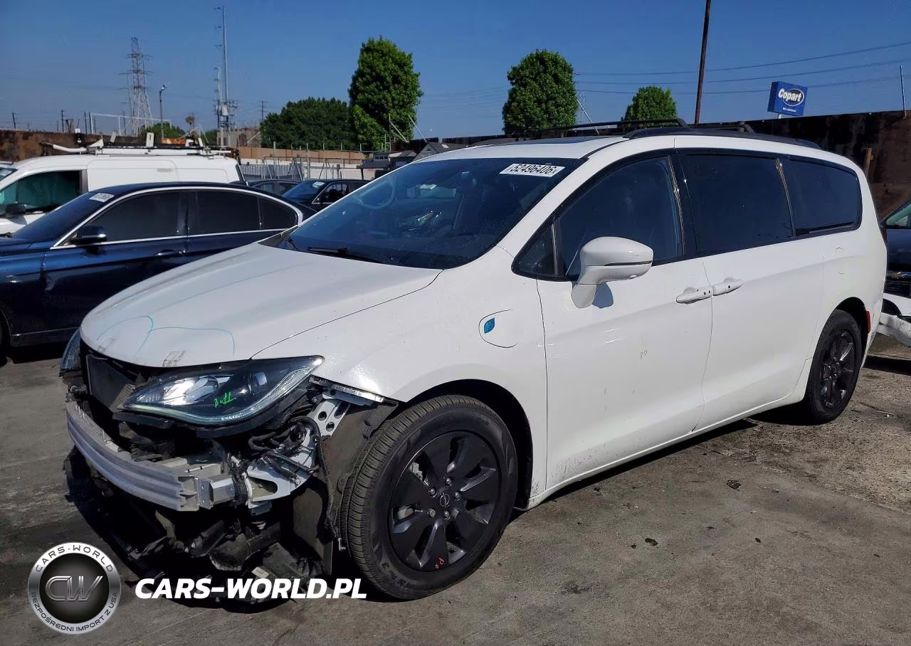 2020 Chrysler Pacifica Hybrid Limited