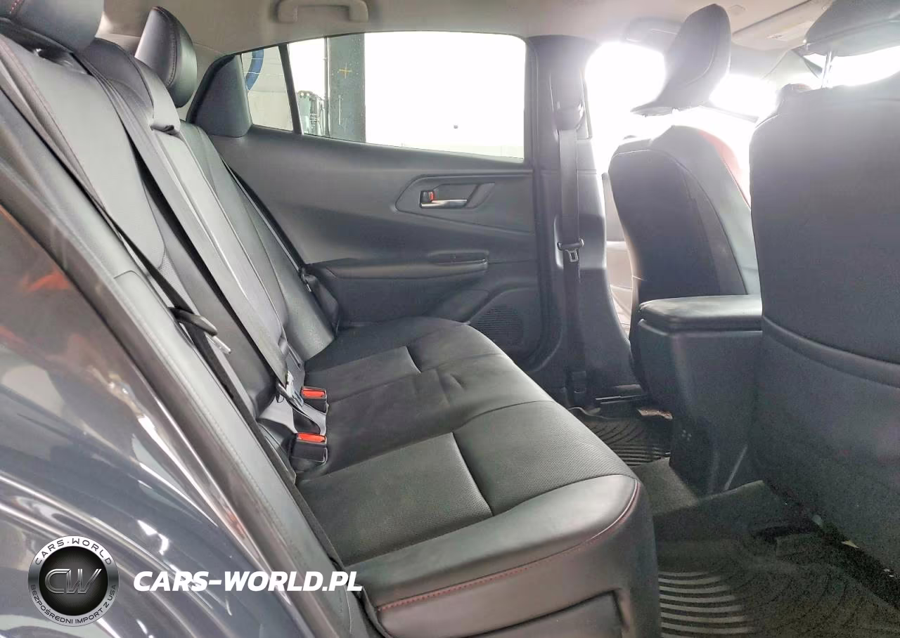 2023 Toyota Prius Prime Xse VIN:JTDACACU4P3000365 - 10
