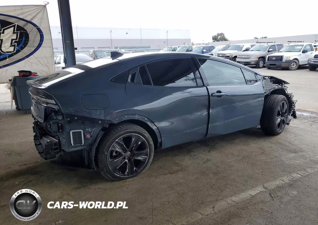 2023 Toyota Prius Prime Xse VIN:JTDACACU4P3000365 - 3