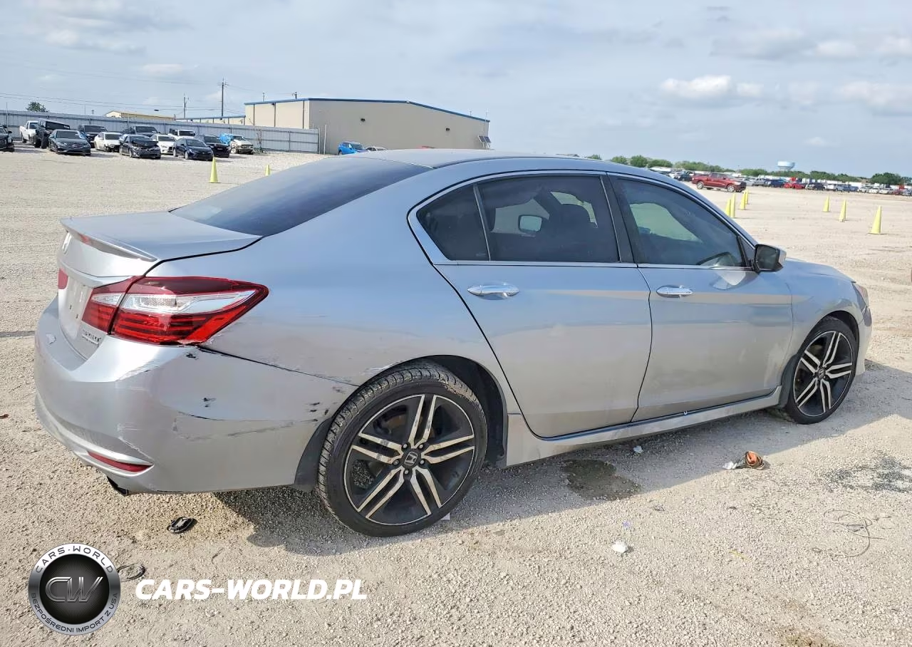 2017 Honda Accord Sport Special Edition VIN:1HGCR2F10HA134304 - 3
