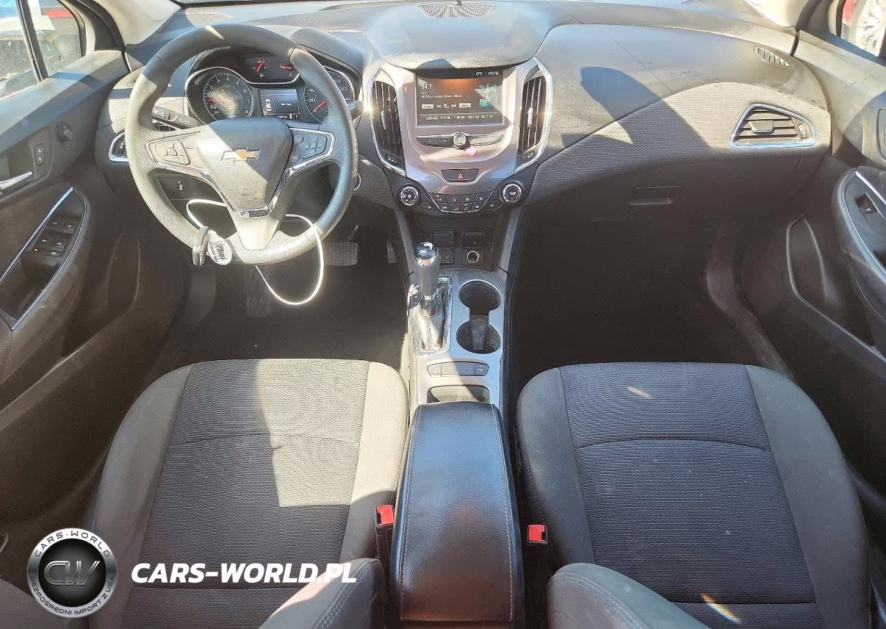 2018 Chevrolet Cruze Lt VIN:3G1BE6SM6JS572349 - 8