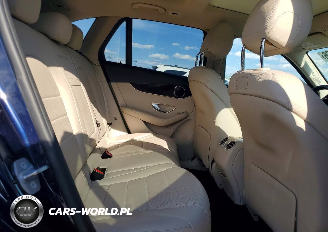 2018 Mercedes-Benz Glc 300 4Matic VIN:WDC0G4KB4JV021465 - 11