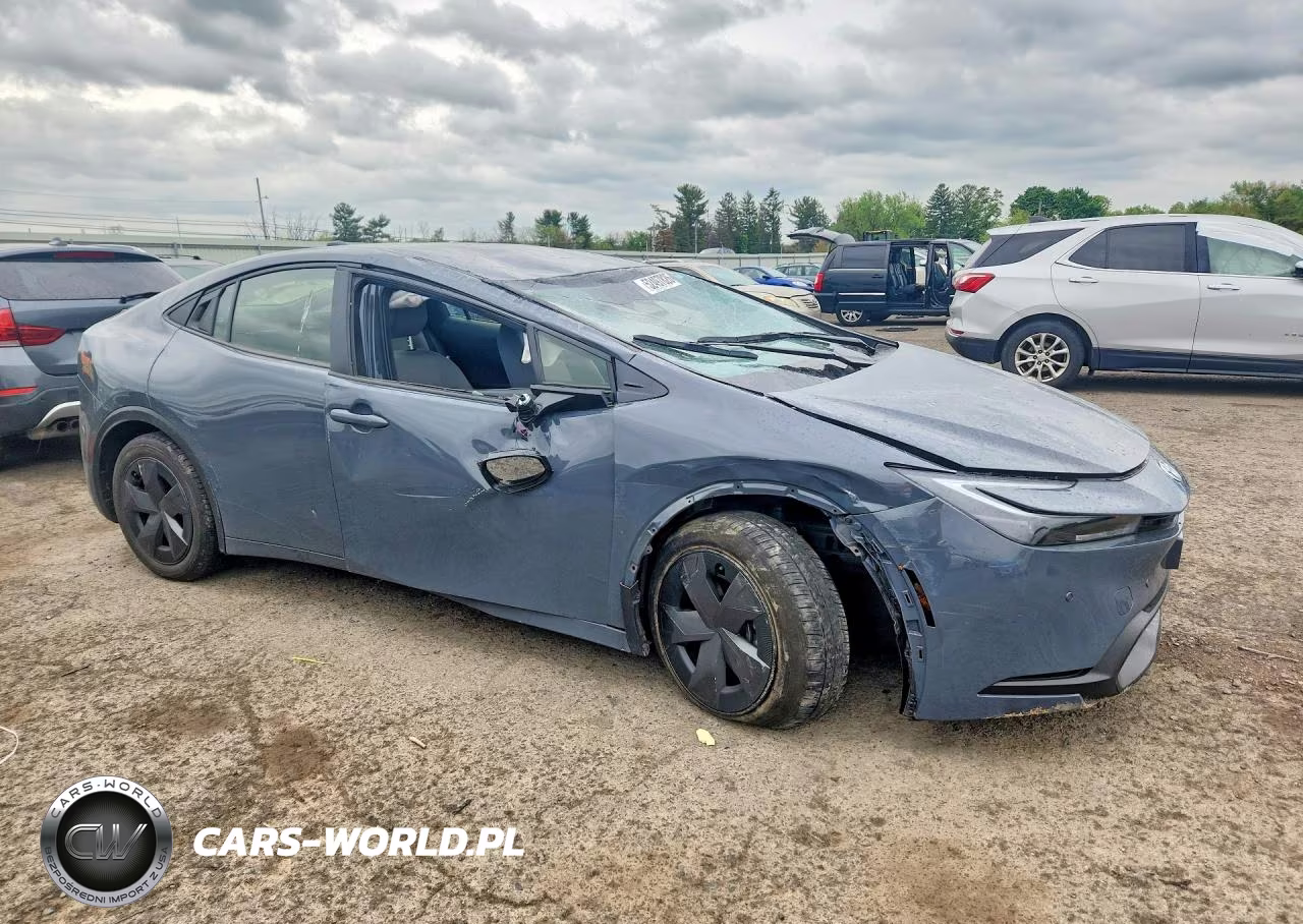 2024 Toyota Prius Le VIN:JTDACAAU7R3018574 - 4