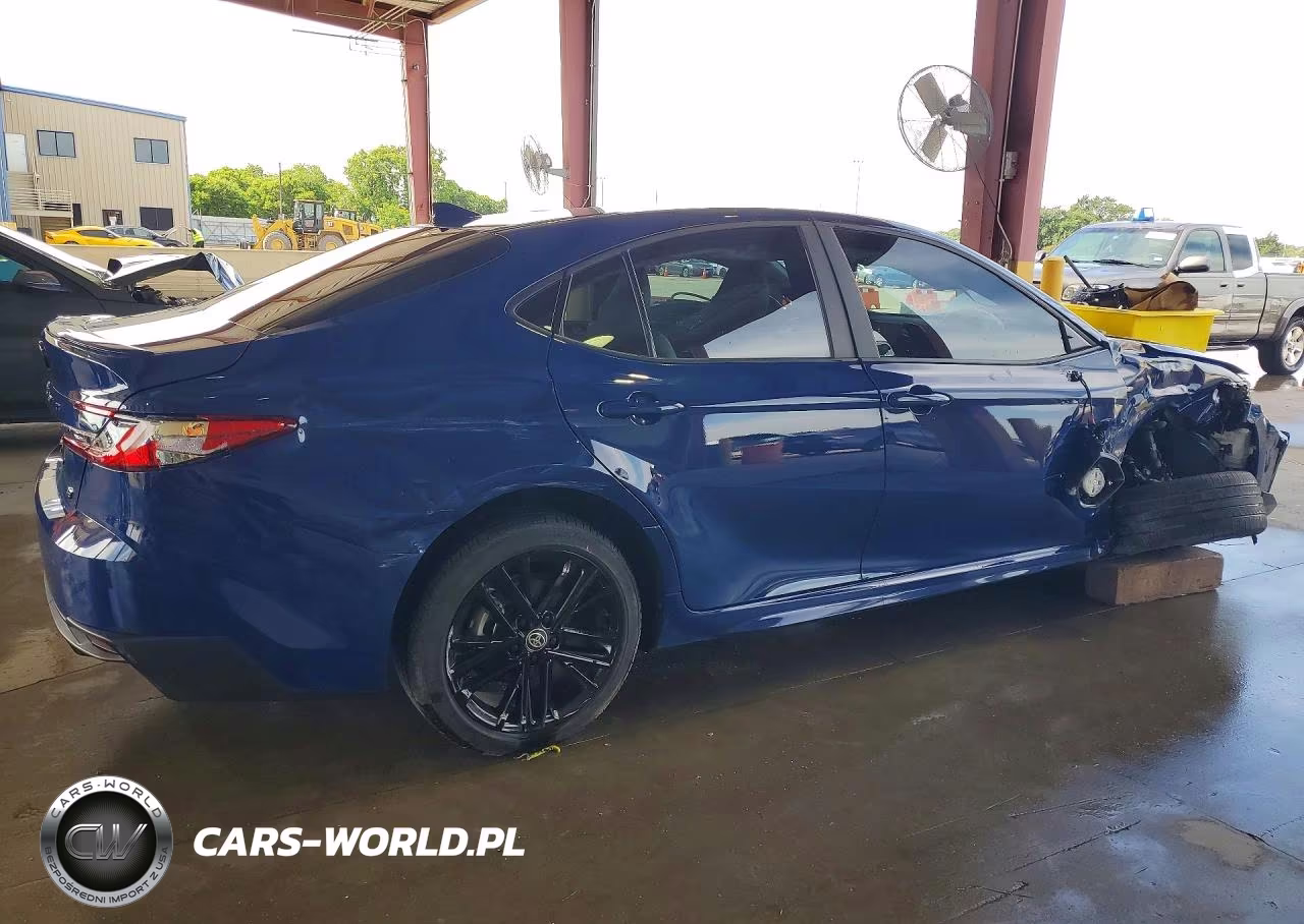 2025 Toyota Camry Se VIN:4T1DAACKXSU027134 - 3