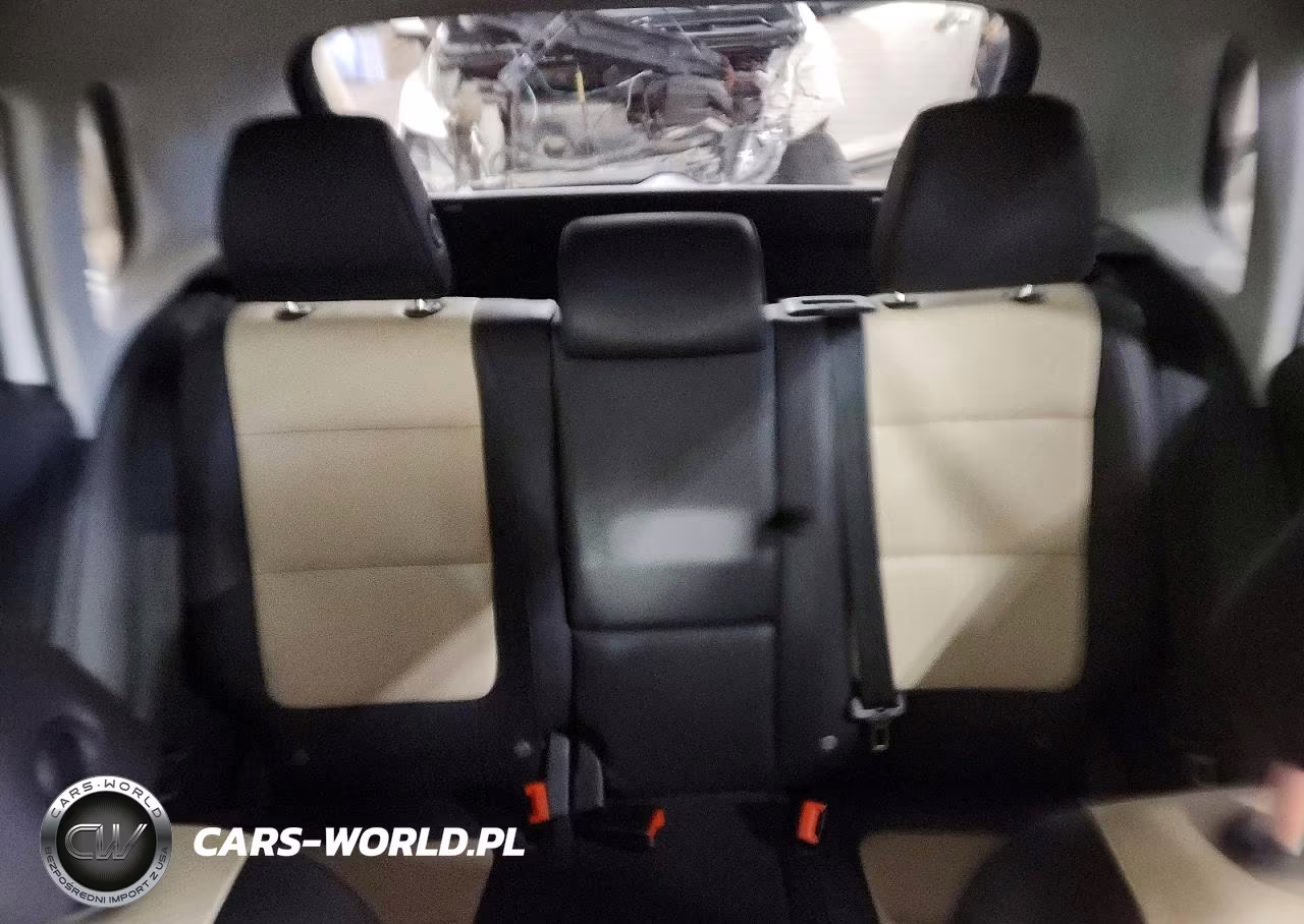 2017 Volkswagen Tiguan S VIN:WVGAV7AX1HK026631 - 10