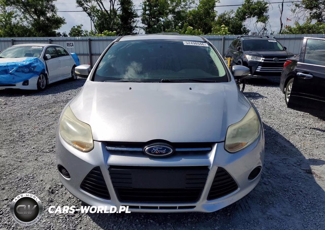 2014 Ford Focus Se VIN:1FADP3K24EL265125 - 5