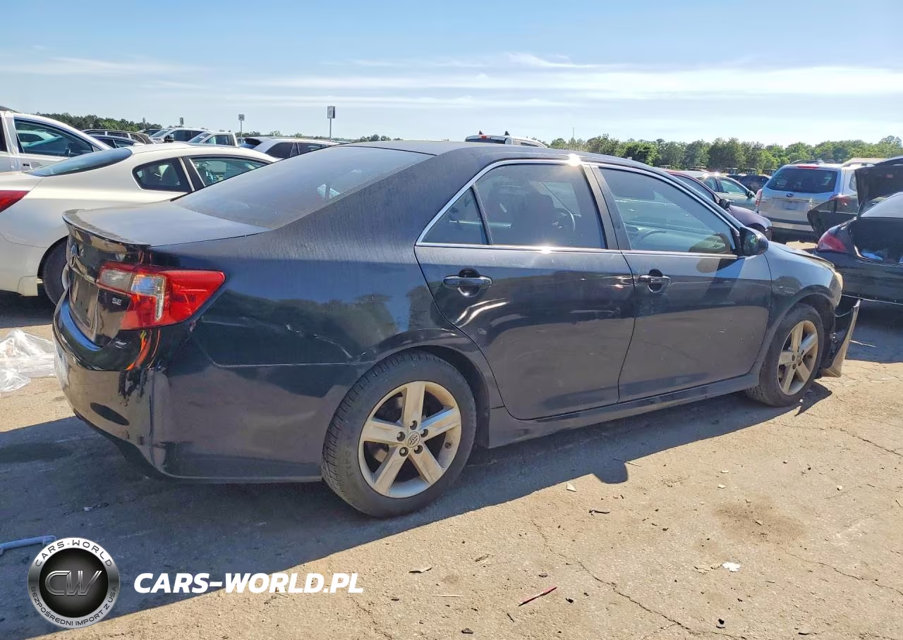 2014 Toyota Camry Se VIN:4T1BF1FK3EU407330 - 3