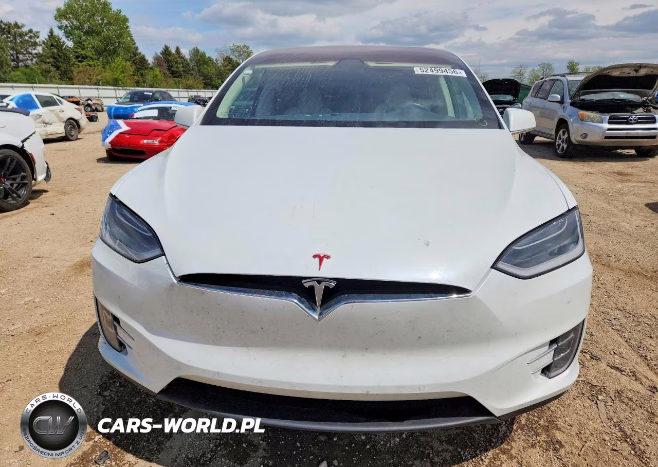 2018 Tesla Model X VIN:5YJXCDE23JF112060 - 5