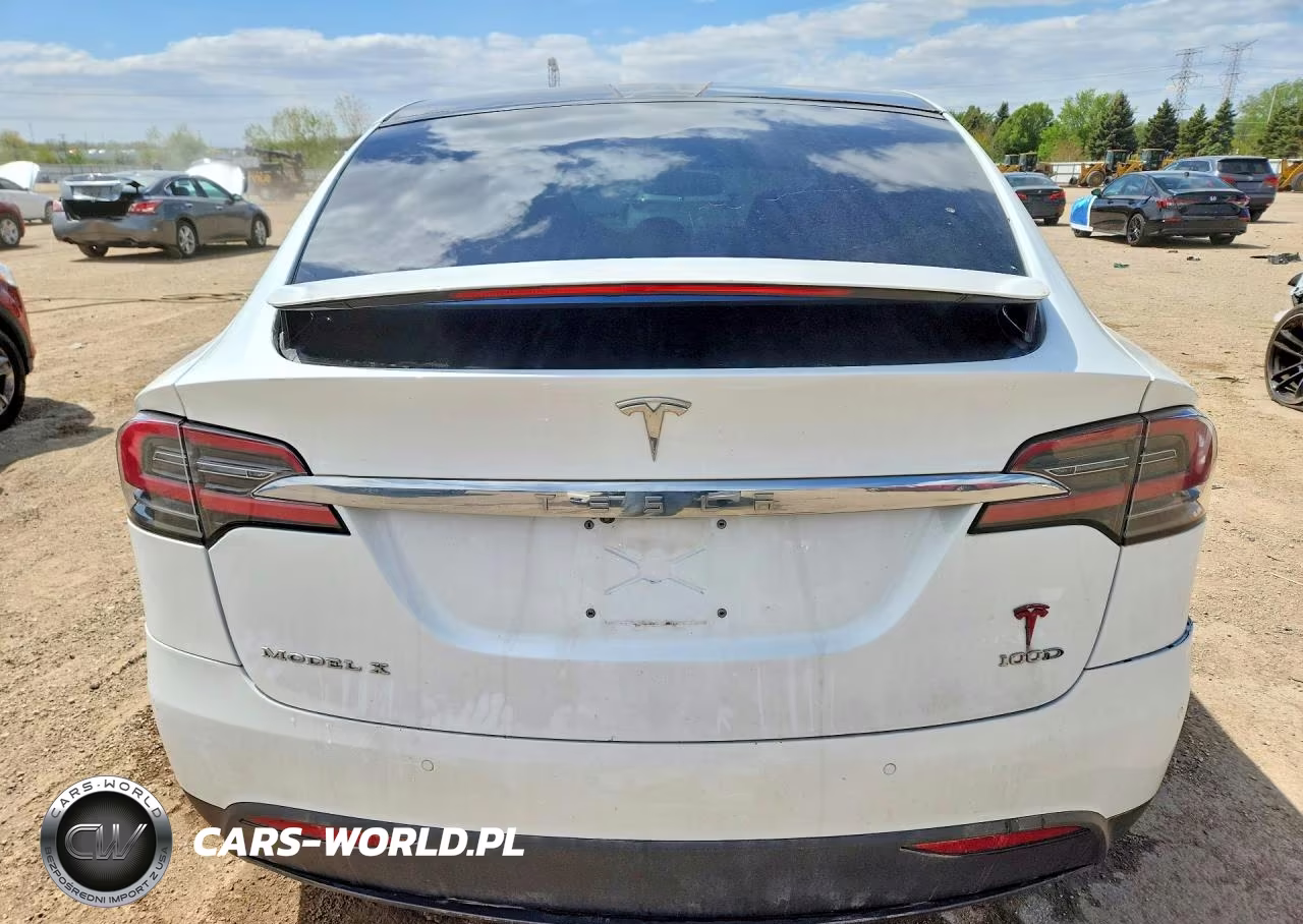 2018 Tesla Model X VIN:5YJXCDE23JF112060 - 6