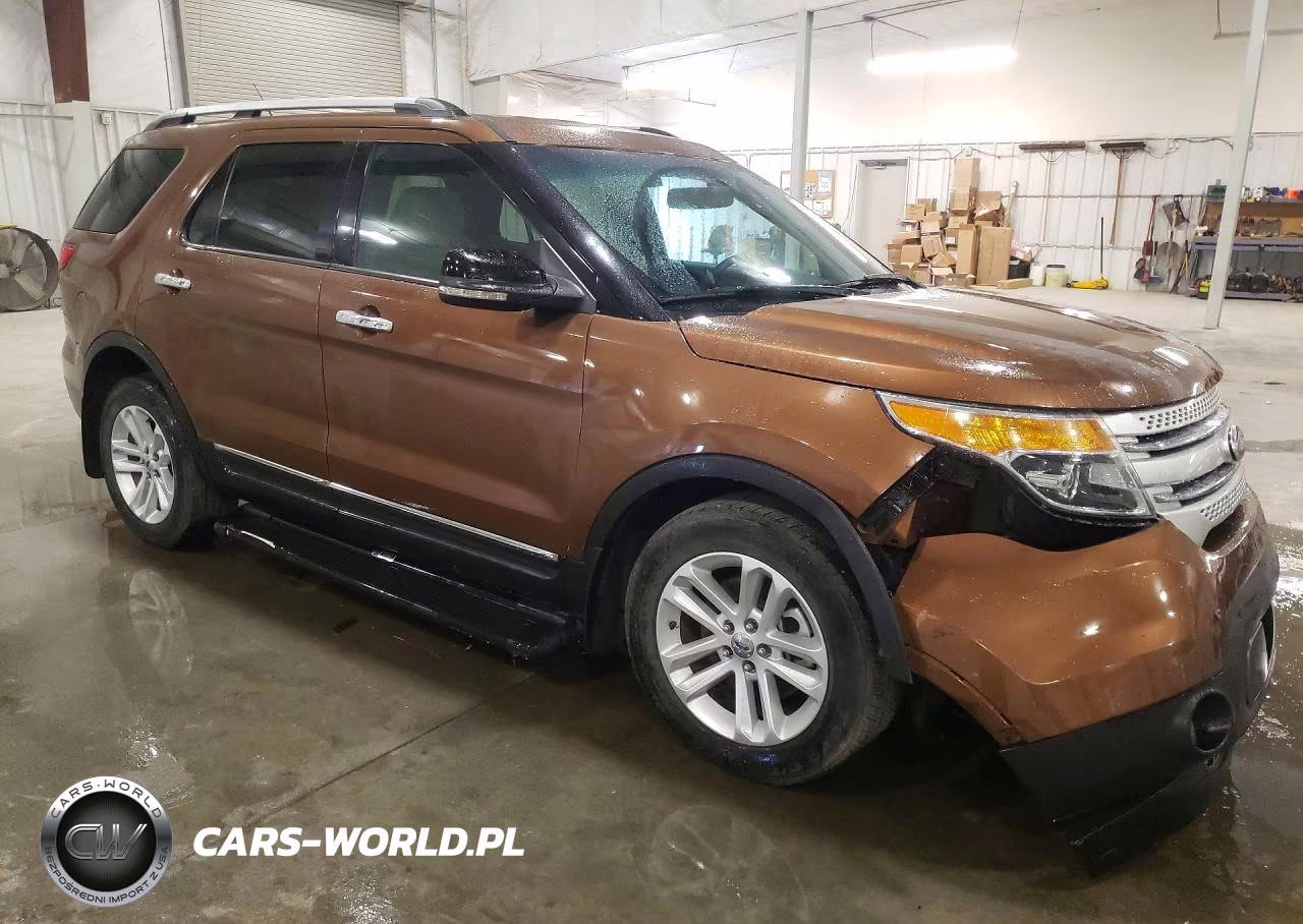 2011 Ford Explorer Xlt VIN:1FMHK8D83BGA15710 - 4