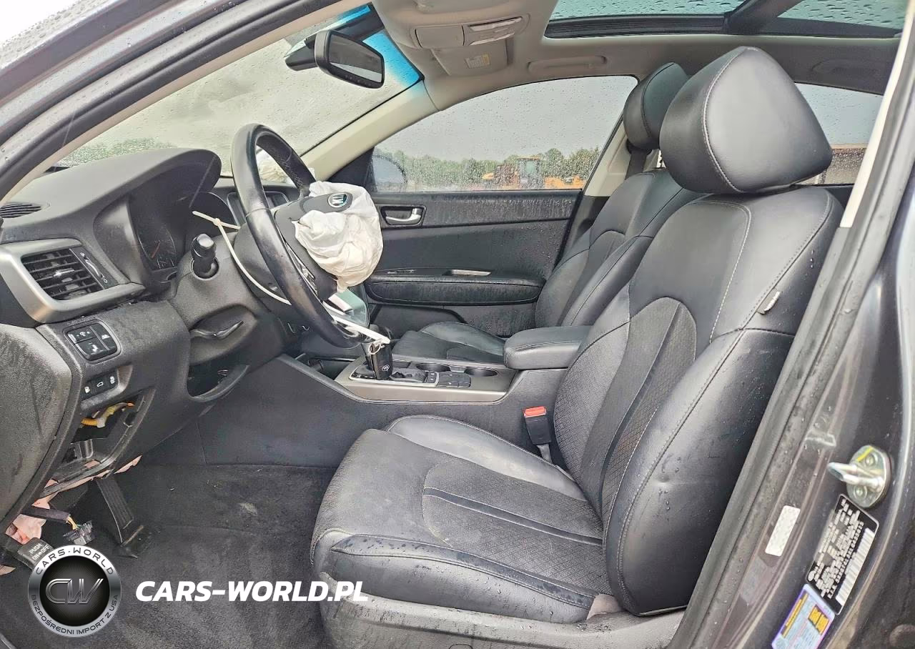 2020 Kia Optima Special Edition VIN:5XXGT4L3XLG435615 - 7