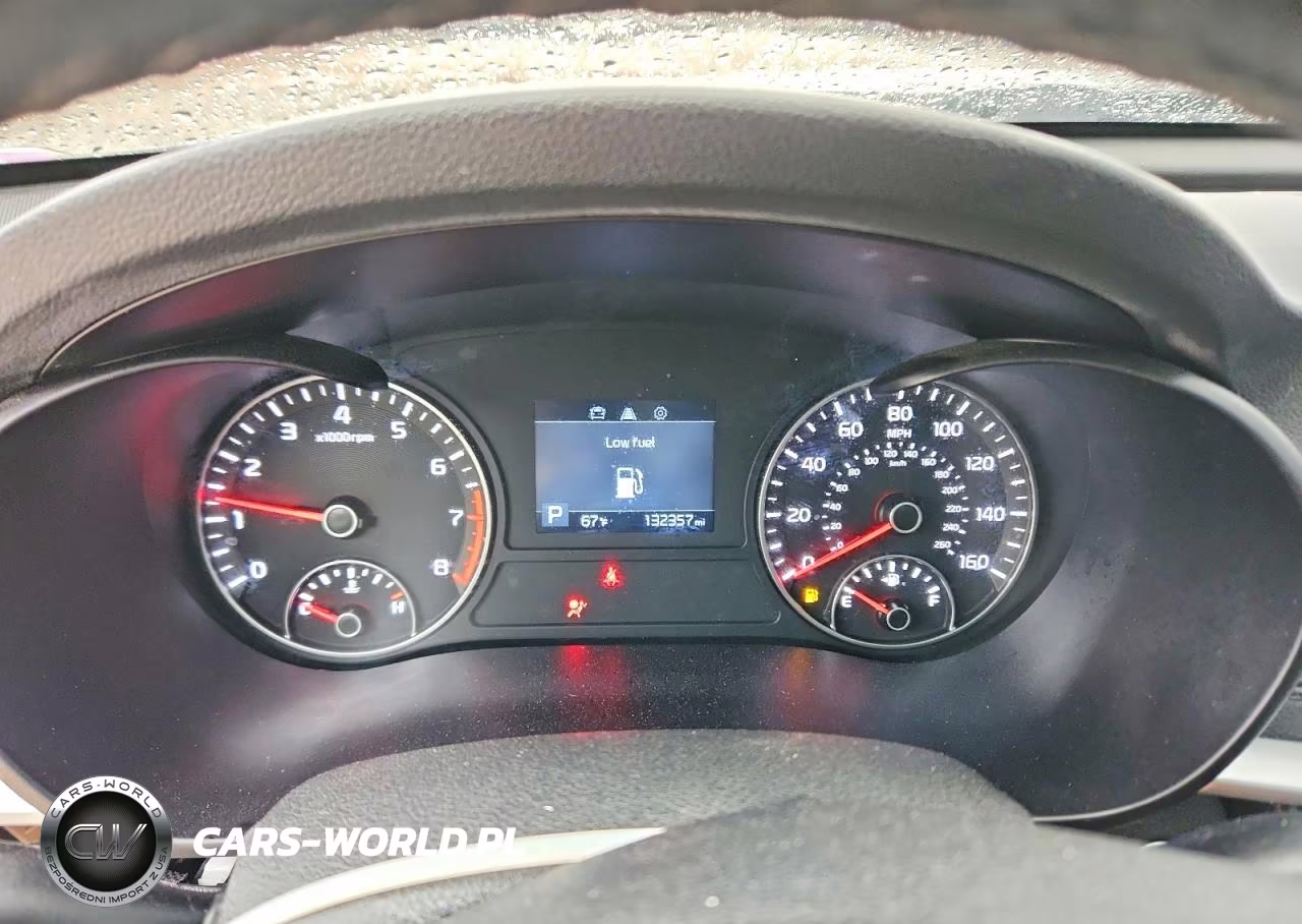 2020 Kia Optima Special Edition VIN:5XXGT4L3XLG435615 - 9