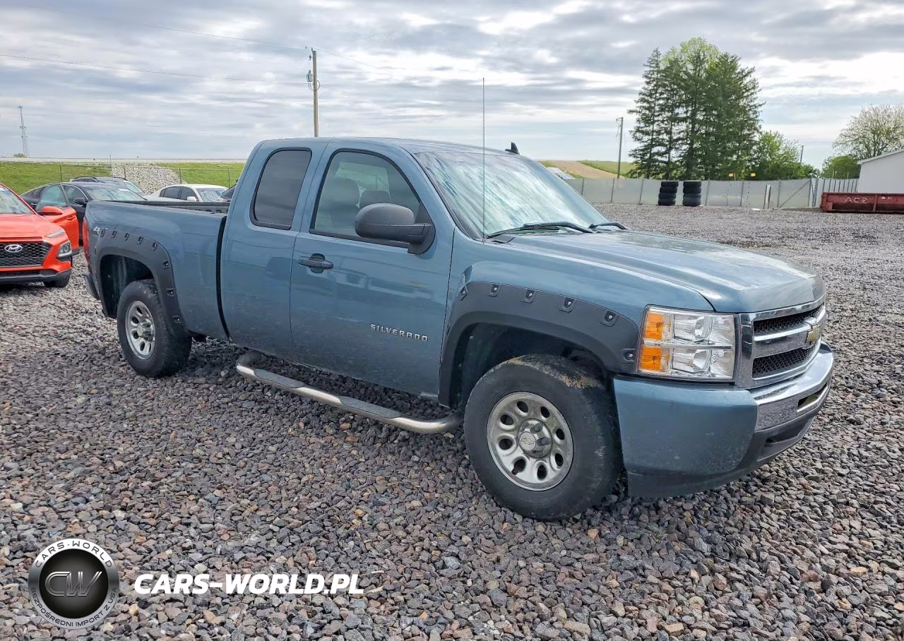 2011 Chevrolet Silverado K1500 Ls VIN:1GCRKREA2BZ310480 - 4
