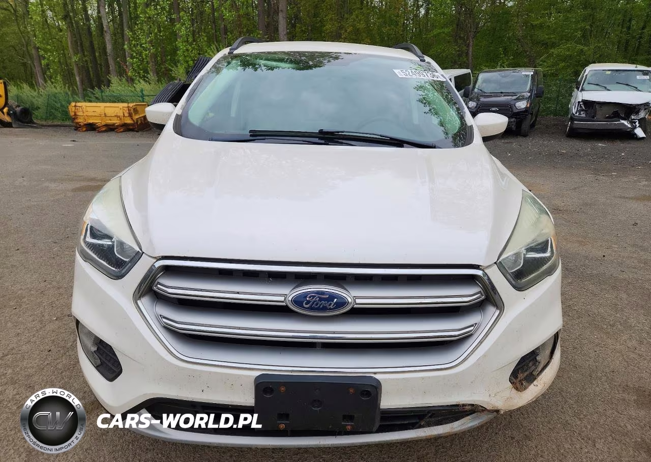 2017 Ford Escape Se VIN:1FMCU9GD1HUC58252 - 5