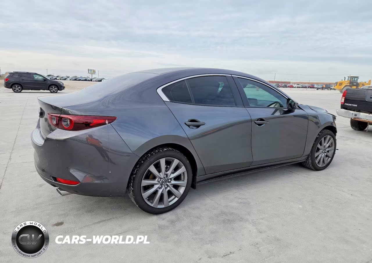 2026 Mazda 3 Preferred VIN:JM1BPACL2T1869780 - 3