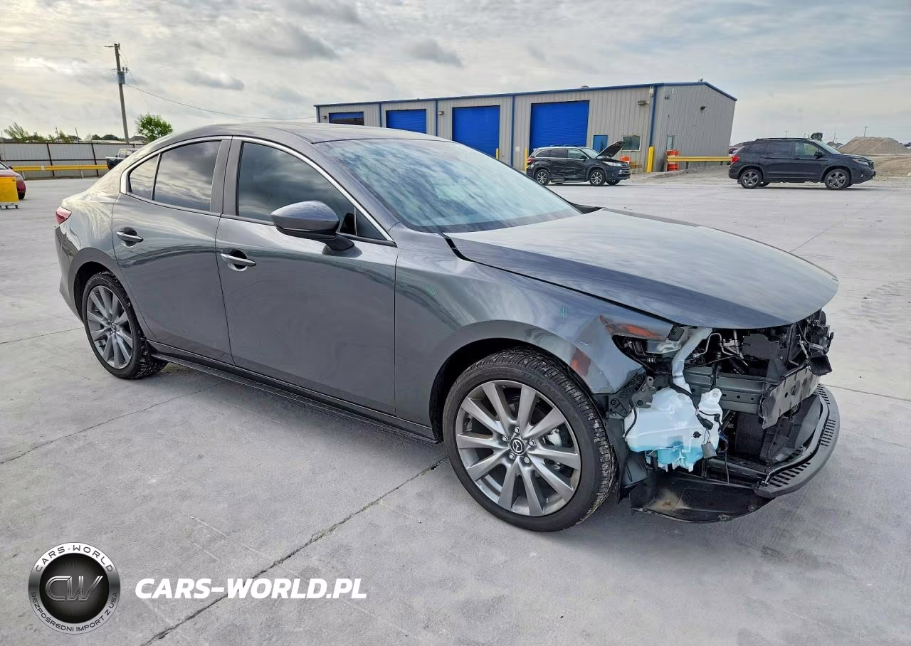 2026 Mazda 3 Preferred VIN:JM1BPACL2T1869780 - 4