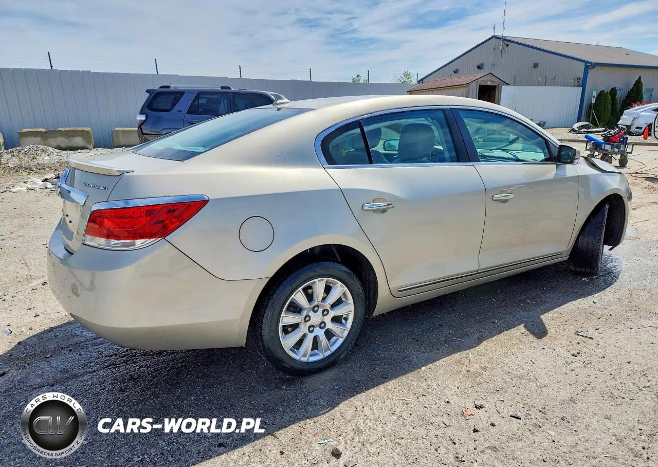 2013 Buick Lacrosse VIN:1G4GC5ER1DF323479 - 3