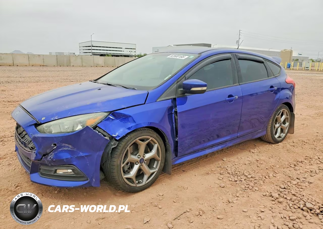 2015 Ford Focus St – zdjęcie 1 z 12