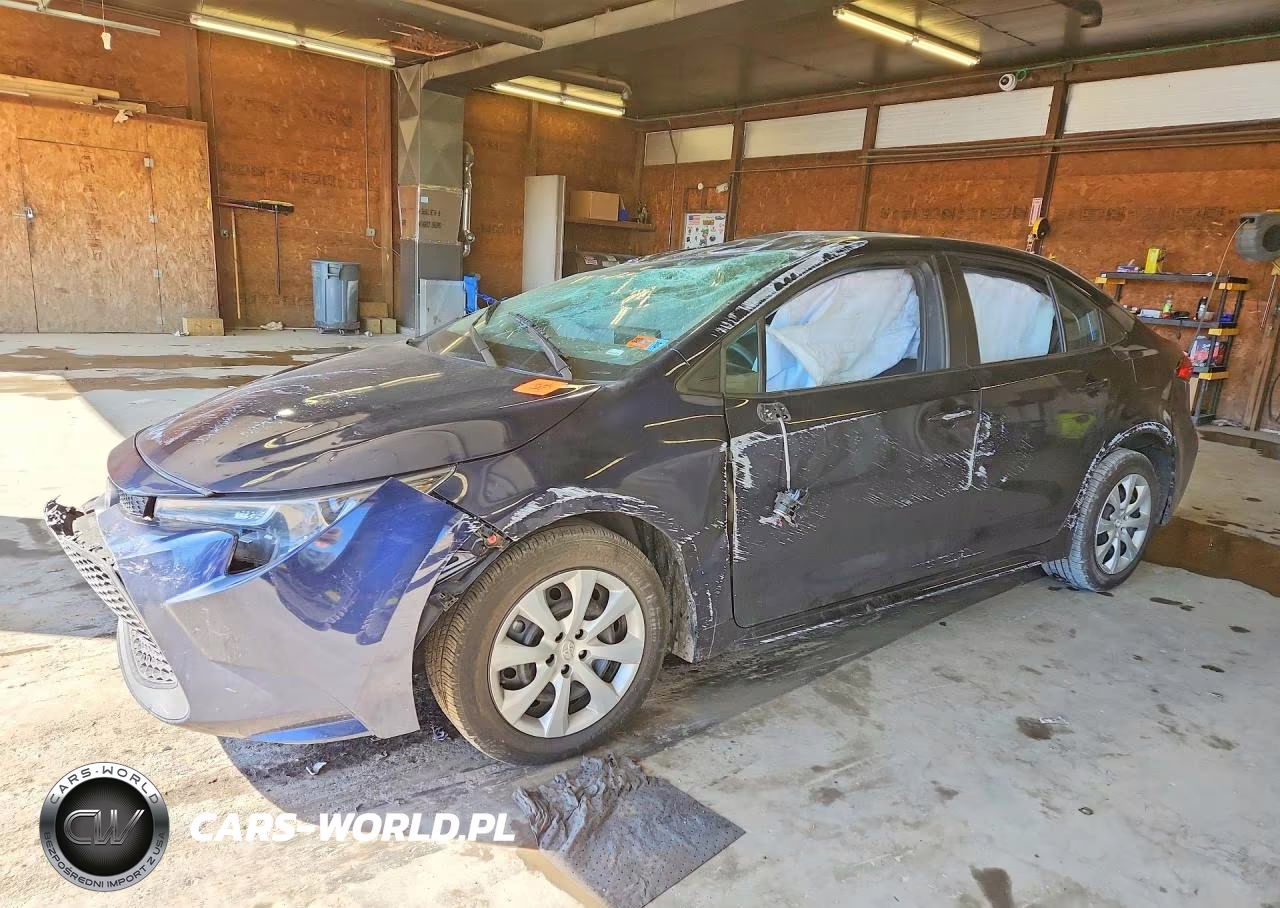 2022 Toyota Corolla Le – zdjęcie 1 z 12