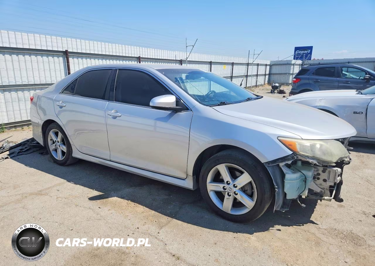 2014 Toyota Camry Se VIN:4T1BF1FK2EU376961 - 4