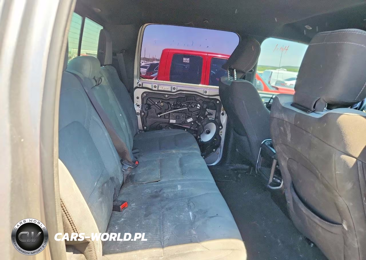 2023 Ram 1500 Big Horn VIN:1C6RREFG3PN579343 - 10