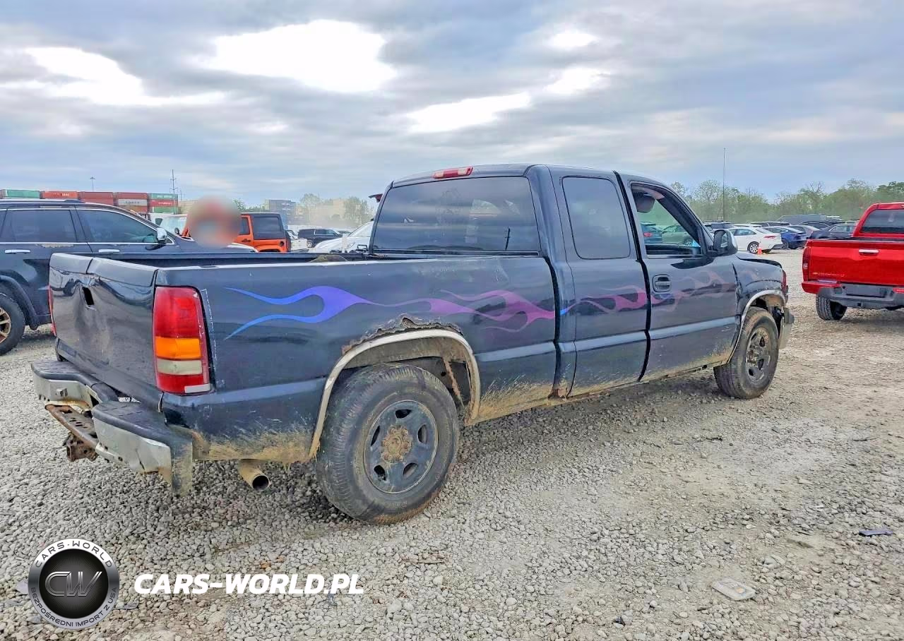1999 Chevrolet Silverado C1500 VIN:2GCEC19T6X1115801 - 3