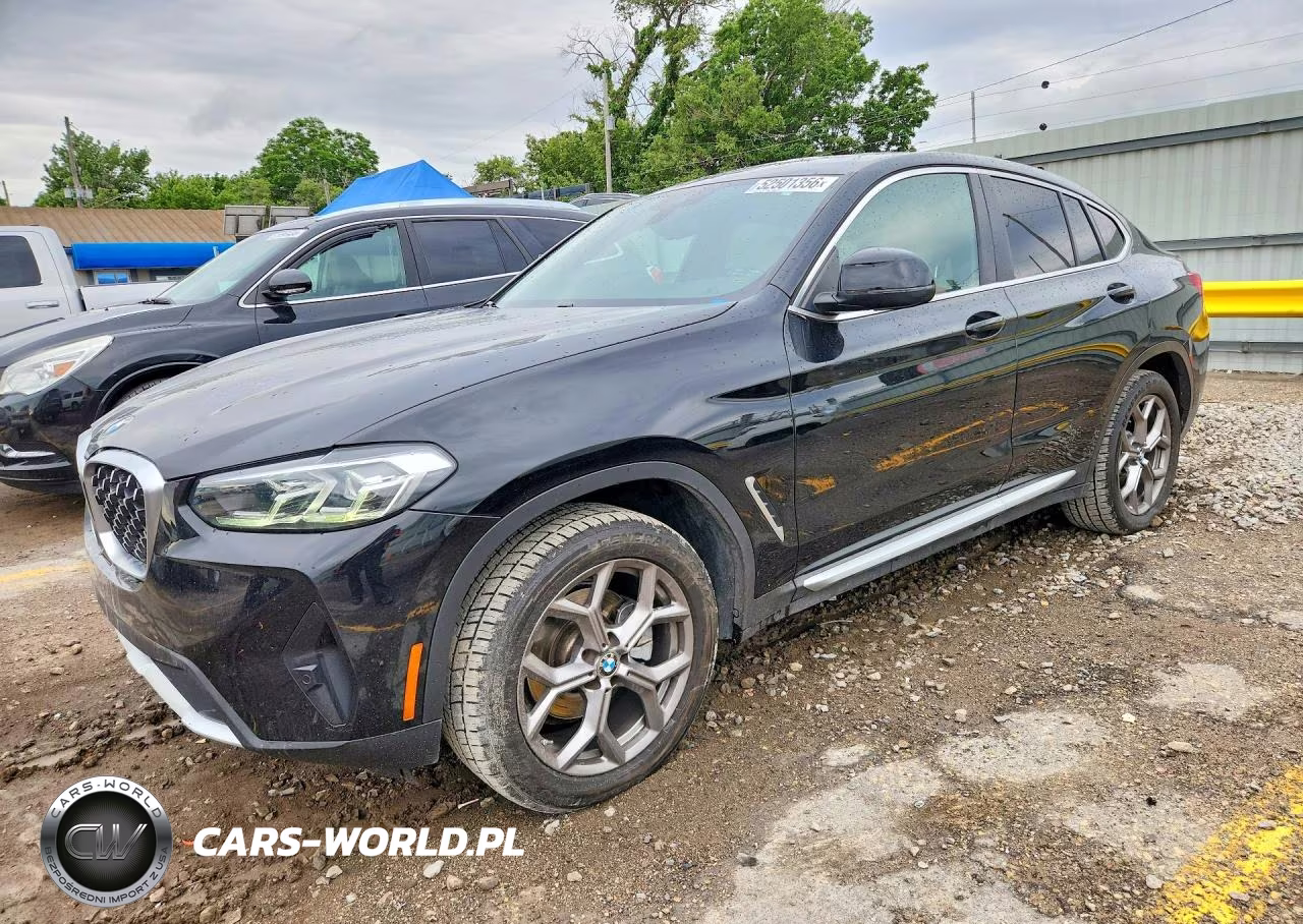 2022 BMW X4 xDrive30I