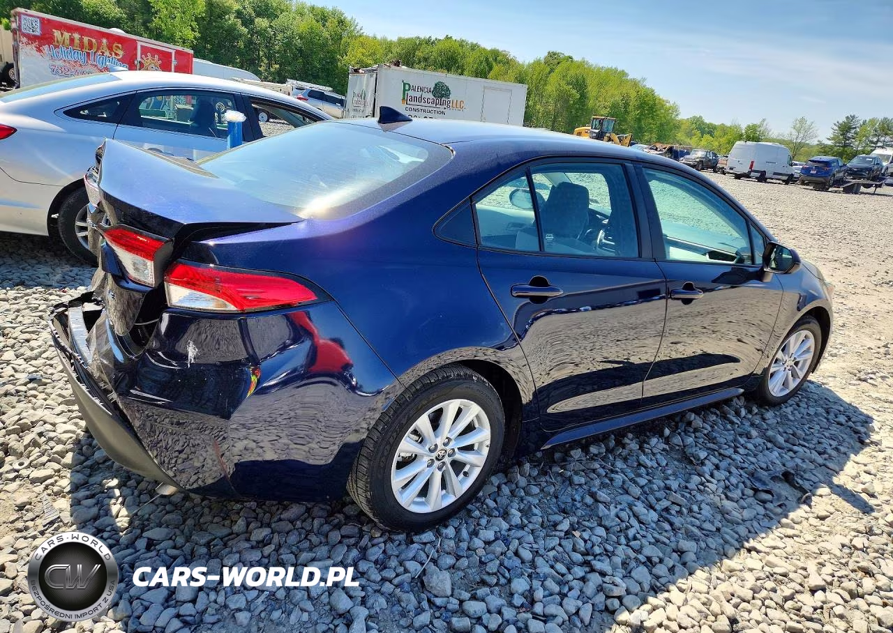 2024 Toyota Corolla Le VIN:5YFB4MDE9RP211372 - 3