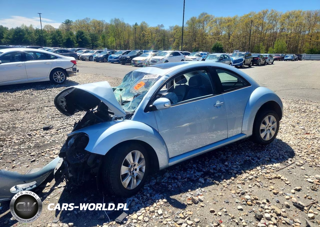 2009 Volkswagen New Beetle S