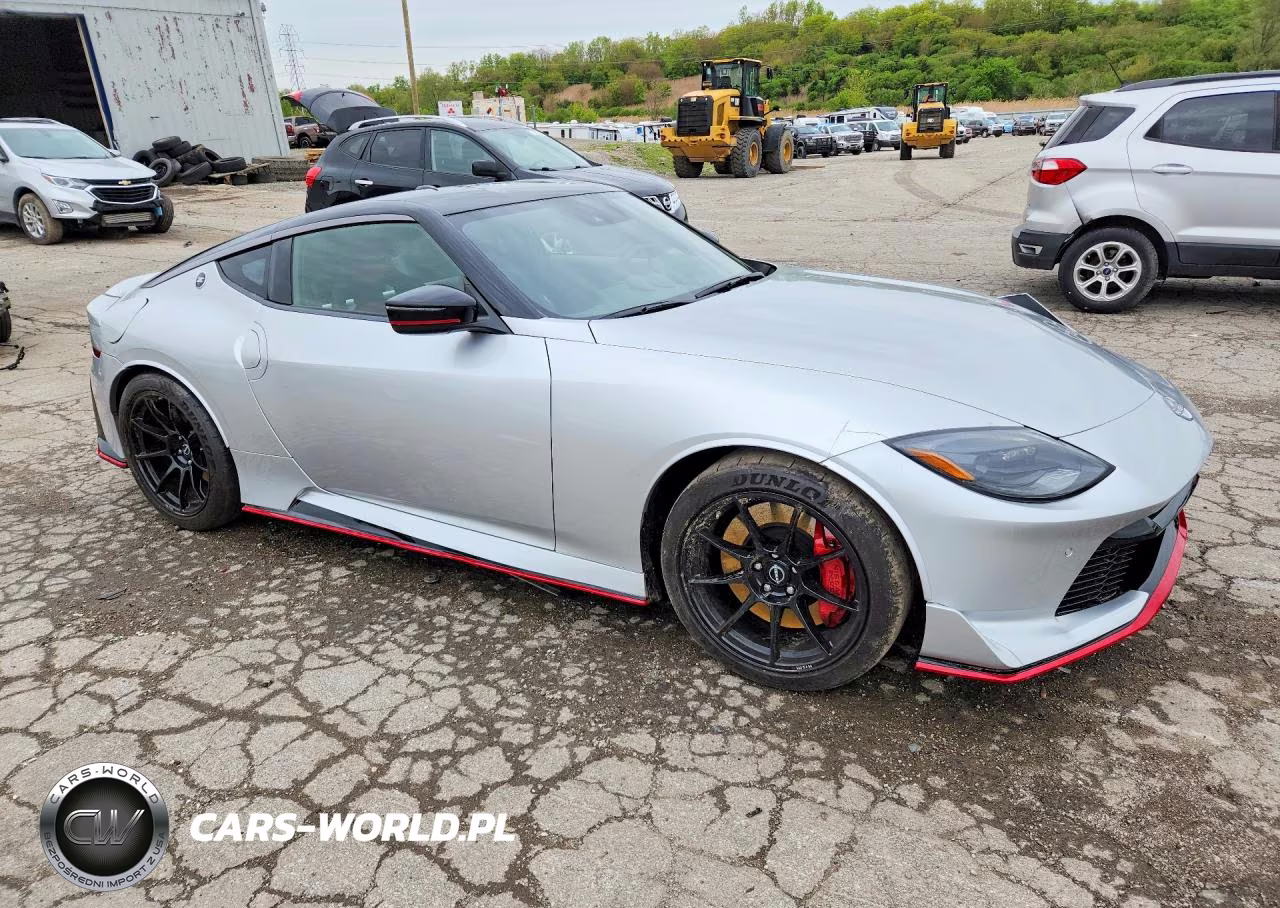 2024 Nissan Z Nismo VIN:JN1BZ4CHXRM360246 - 4