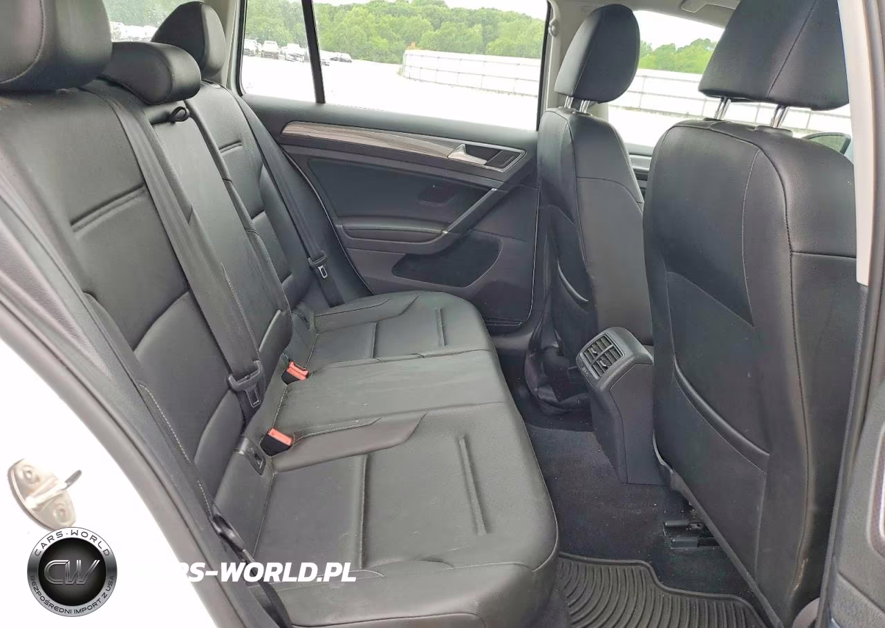 2018 Volkswagen Golf Alltrack S VIN:3VWH17AU9JM753189 - 10