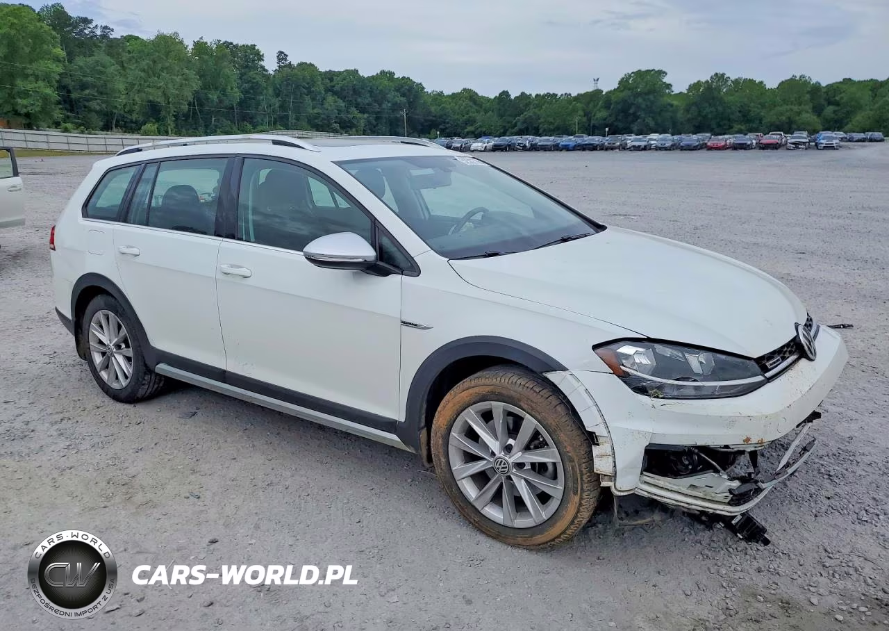 2018 Volkswagen Golf Alltrack S VIN:3VWH17AU9JM753189 - 4