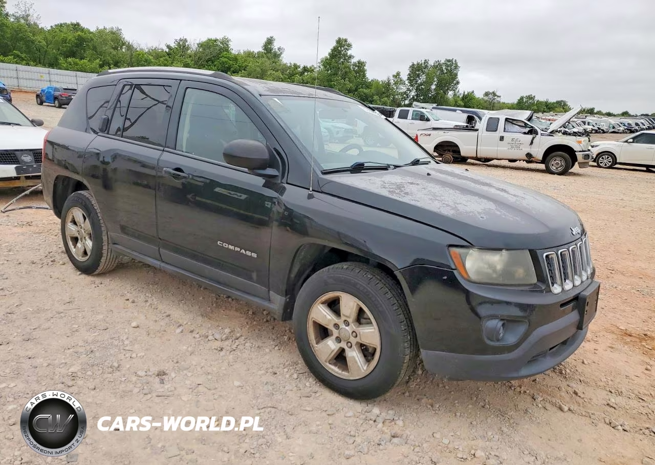 2014 Jeep Compass Sport VIN:1C4NJCBA8ED774345 - 4