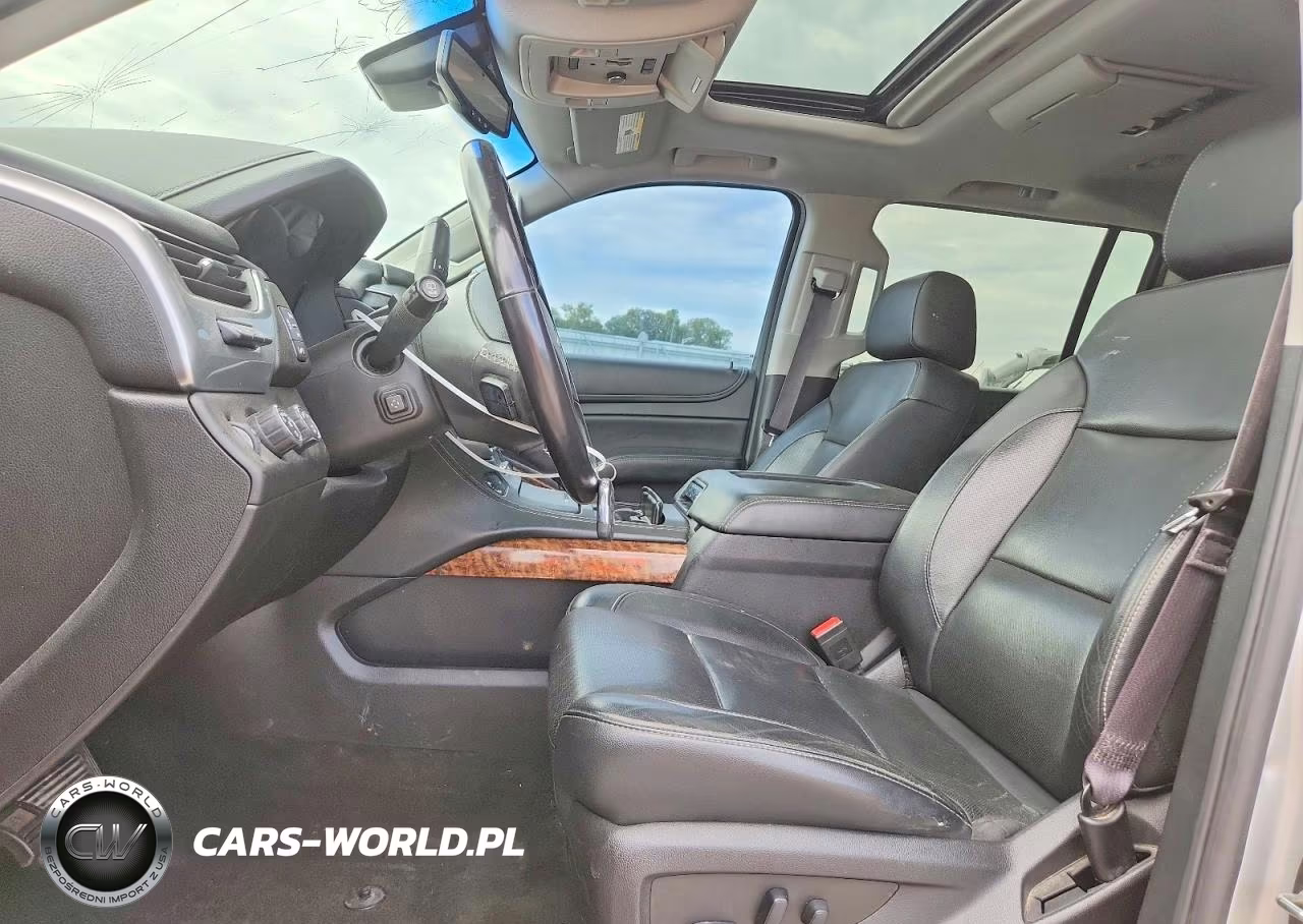 2017 Chevrolet Suburban K1500 Premier VIN:1GNSKJKC7HR255100 - 7