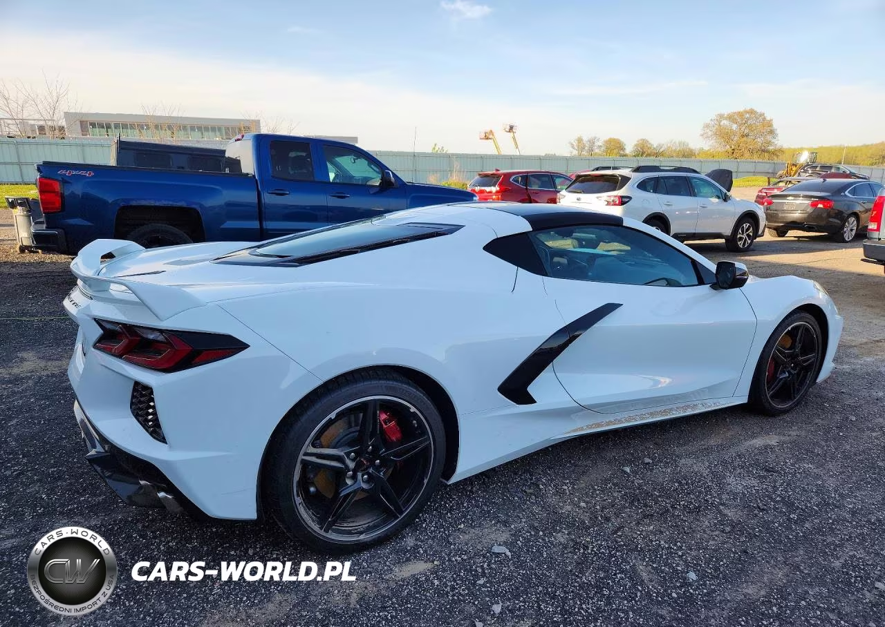 2024 Chevrolet Corvette Stingray 2Lt VIN:1G1YB2D41R5115771 - 3