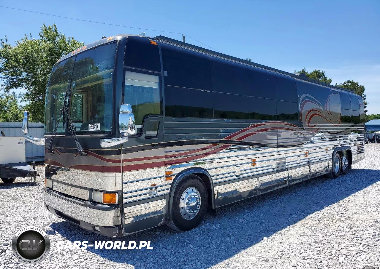 2001 Prevost Bus - Rv VIN:2PCW33496Y1027084 - 2