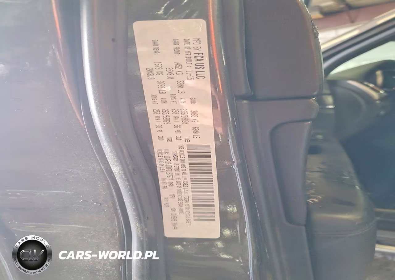 2015 Jeep Grand Cherokee Summit VIN:1C4RJFJT8FC197877 - 12
