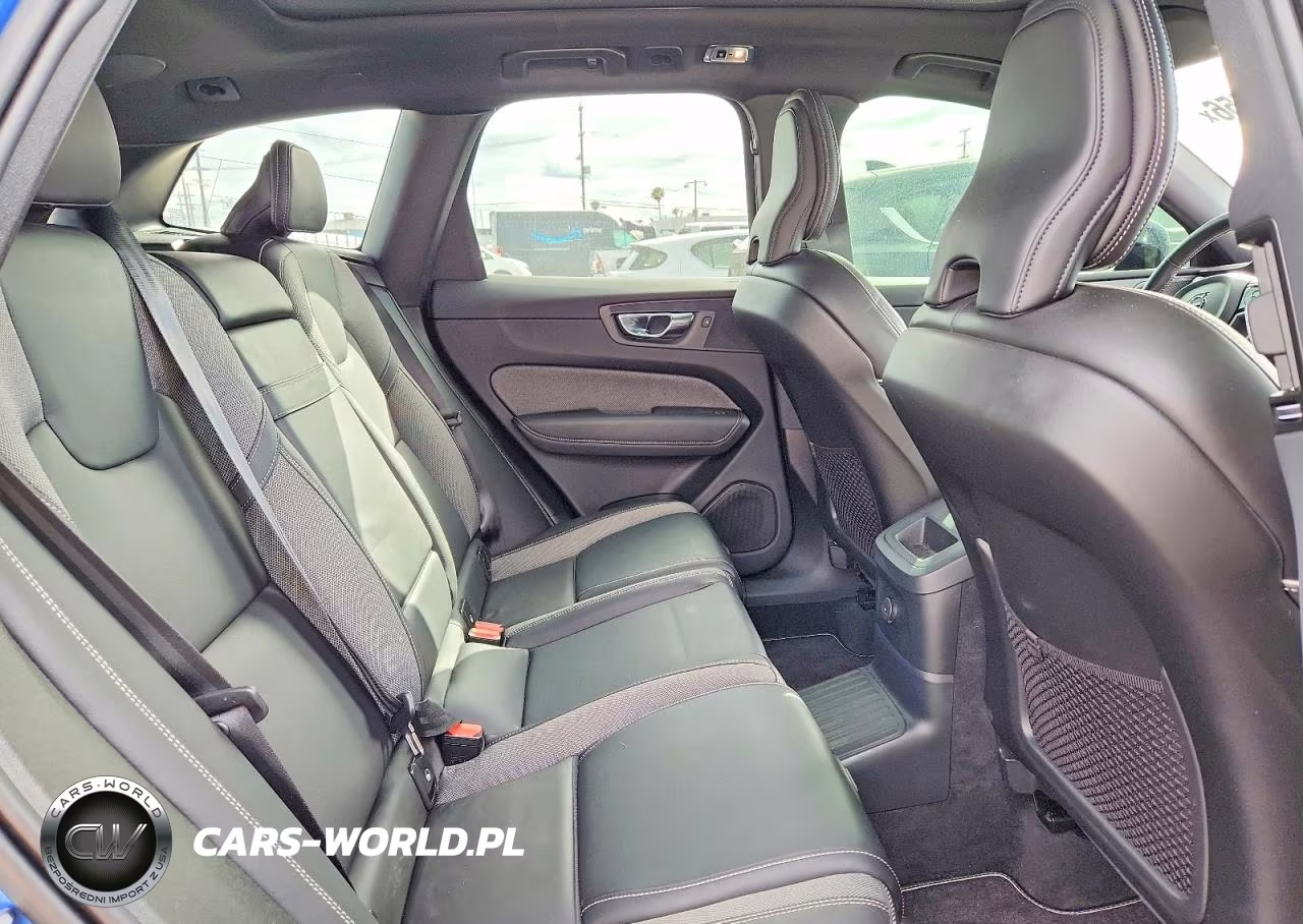 2021 Volvo Xc60 T8 Recharge R-Design VIN:YV4BR0DM2M1814112 - 11