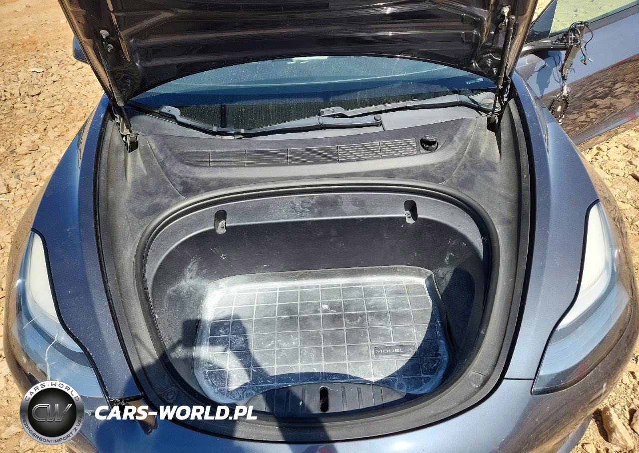 2020 Tesla Model 3 VIN:5YJ3E1EC8LF586203 - 11