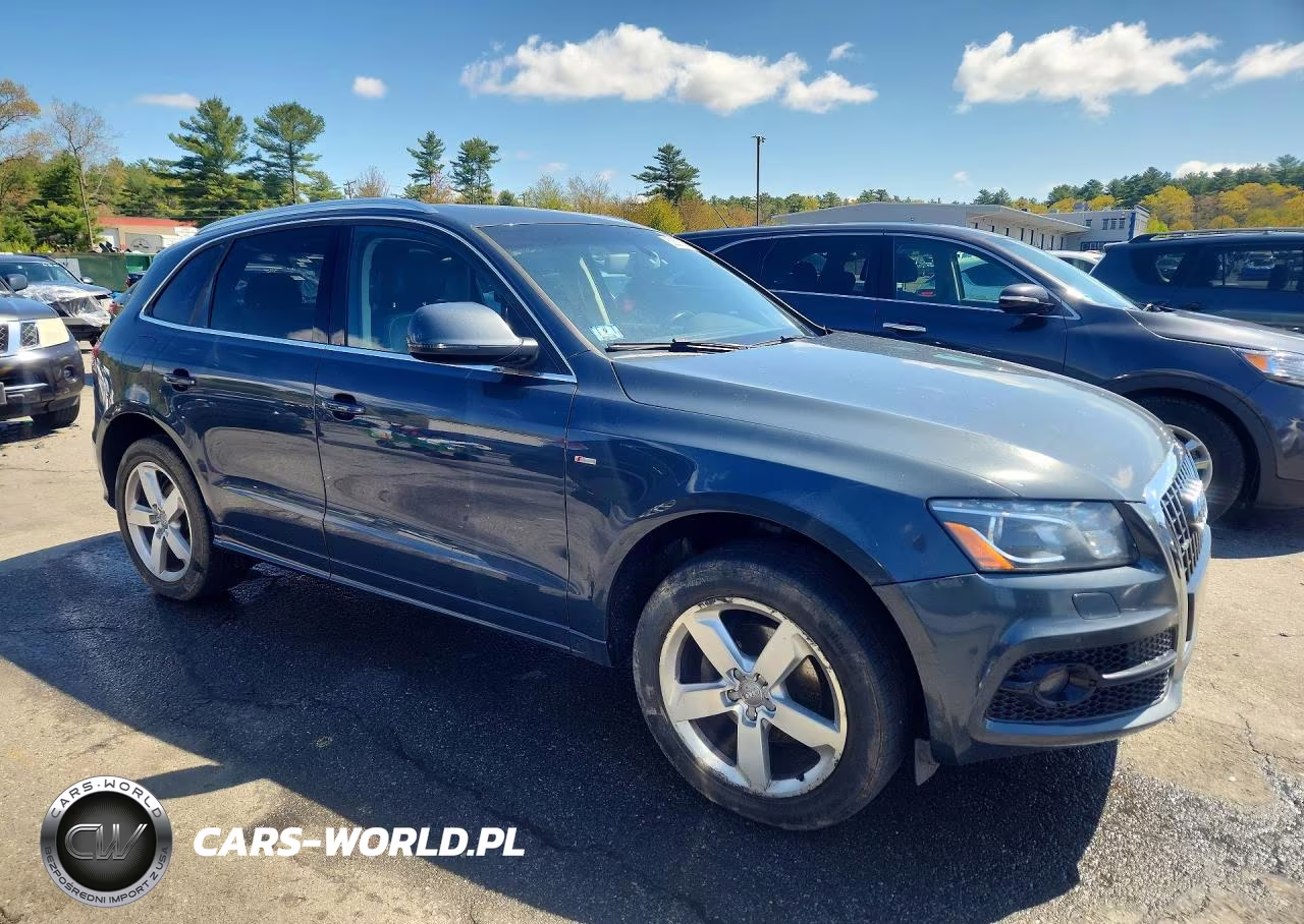 2011 Audi Q5 Premium Plus VIN:WA1DKAFP5BA096401 - 4