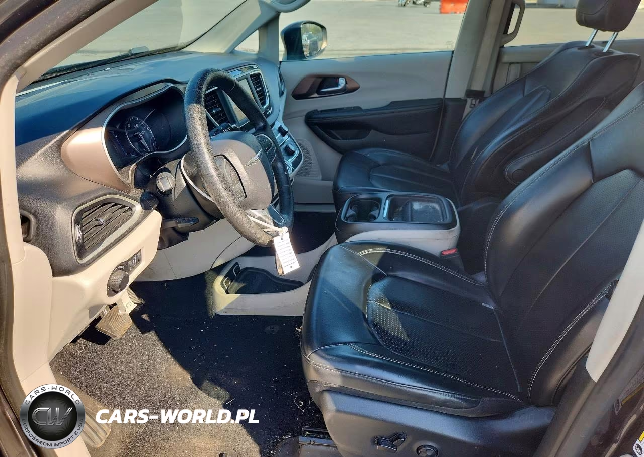 2020 Chrysler Voyager Lxi VIN:2C4RC1DG1LR164458 - 7