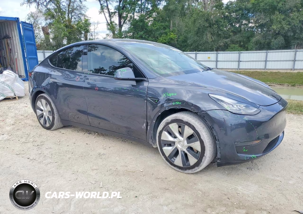 2021 Tesla Model Y VIN:5YJYGDEE8MF086756 - 4