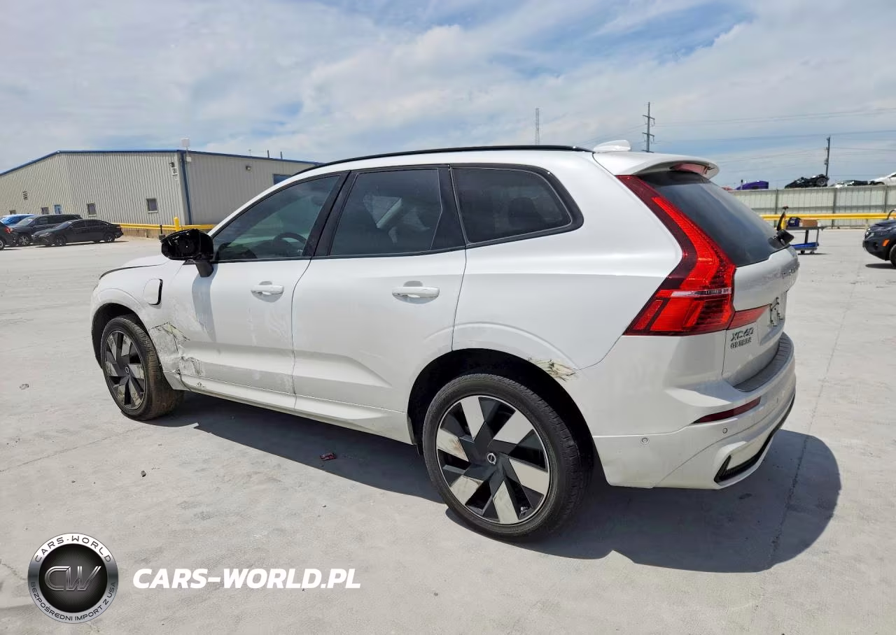 2025 Volvo Xc60 Plus VIN:YV4H60RC0S1007880 - 2