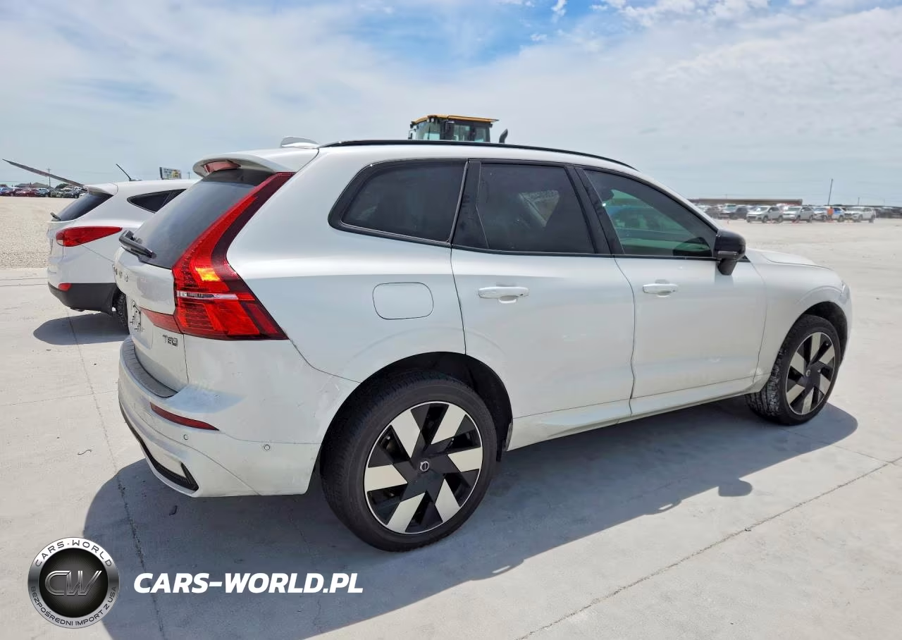 2025 Volvo Xc60 Plus VIN:YV4H60RC0S1007880 - 3