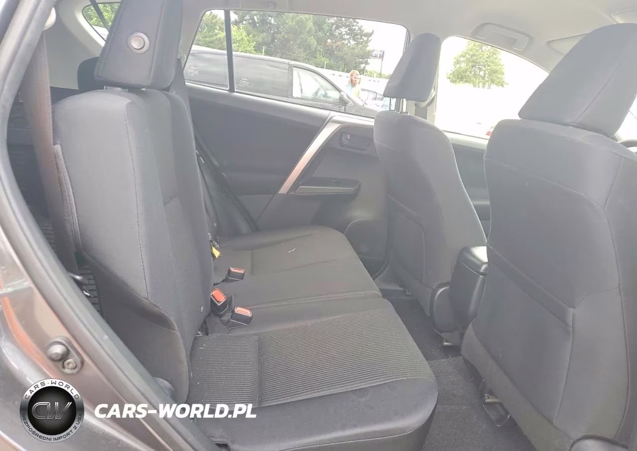 2018 Toyota Rav4 Le VIN:JTMBFREV2JJ211017 - 11