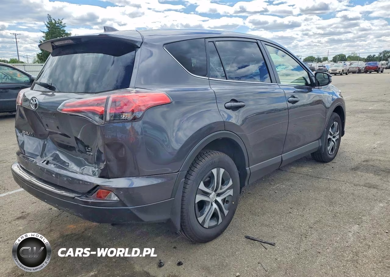 2018 Toyota Rav4 Le VIN:JTMBFREV2JJ211017 - 3