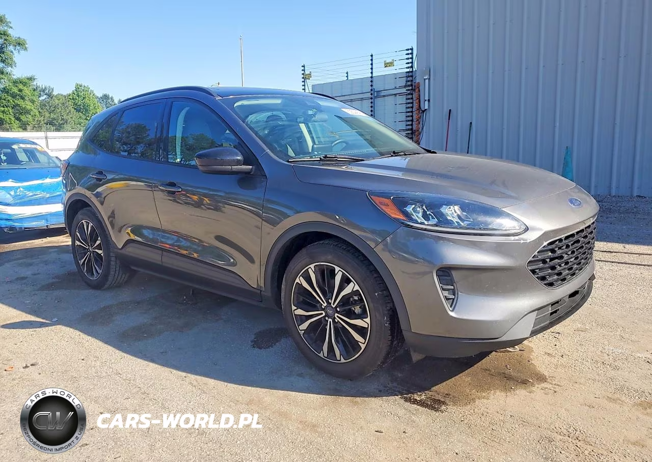 2022 Ford Escape Se VIN:1FMCU0G67NUA10807 - 4