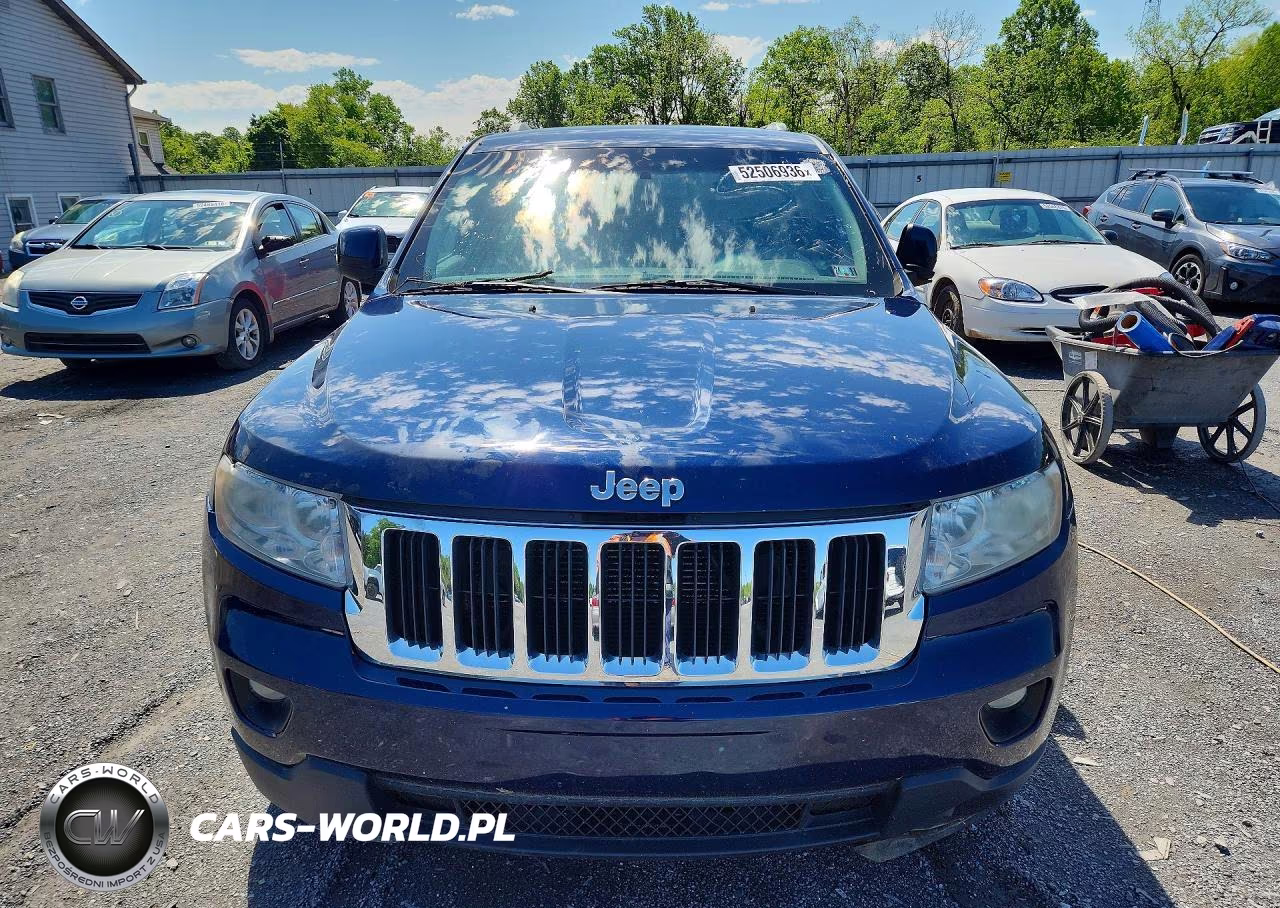 2012 Jeep Grand Cherokee Laredo VIN:1C4RJFAG9CC318883 - 5