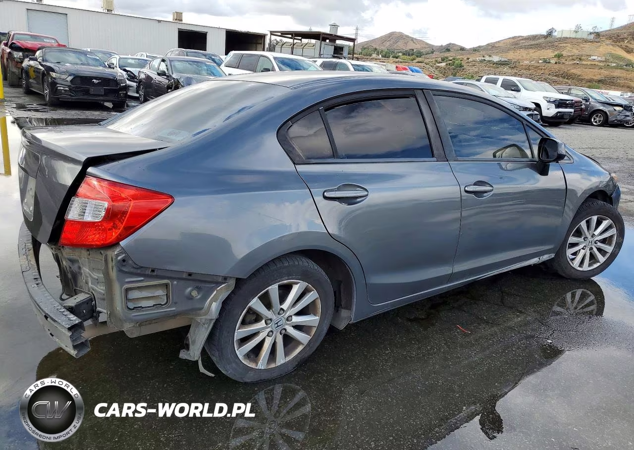 2012 Honda Civic Ex VIN:2HGFB2F86CH302763 - 3